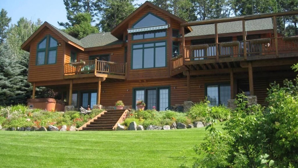 Woods Bay House | Sunset Cabin - Flathead Lake, Exquisite Log Home and Guest Cabin. Sleeps 12