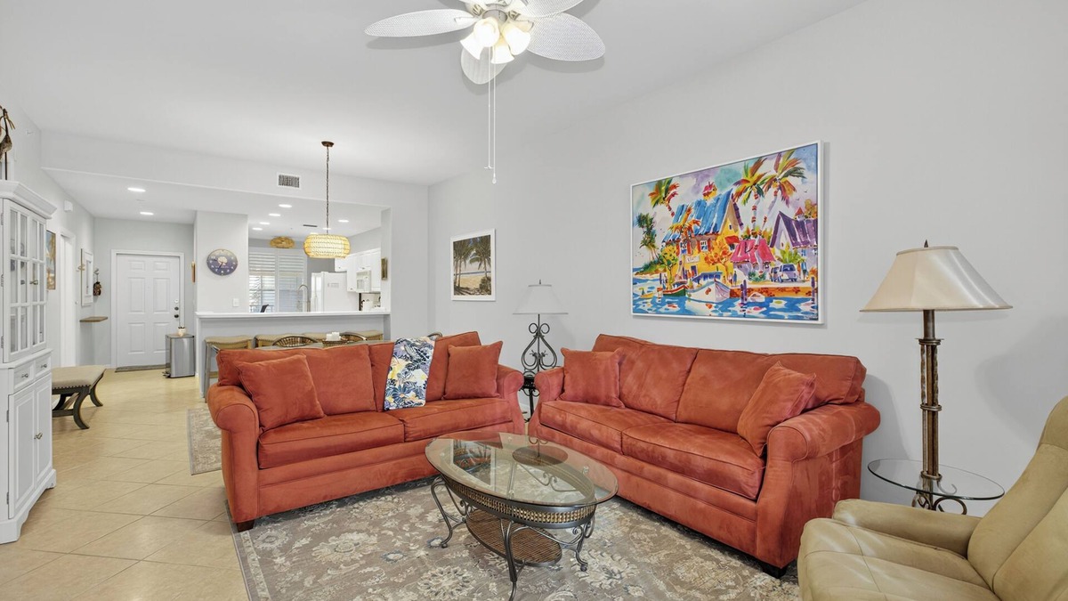 Tropical Cove Condo | Sunset Escape at Lexington CC Lake Village