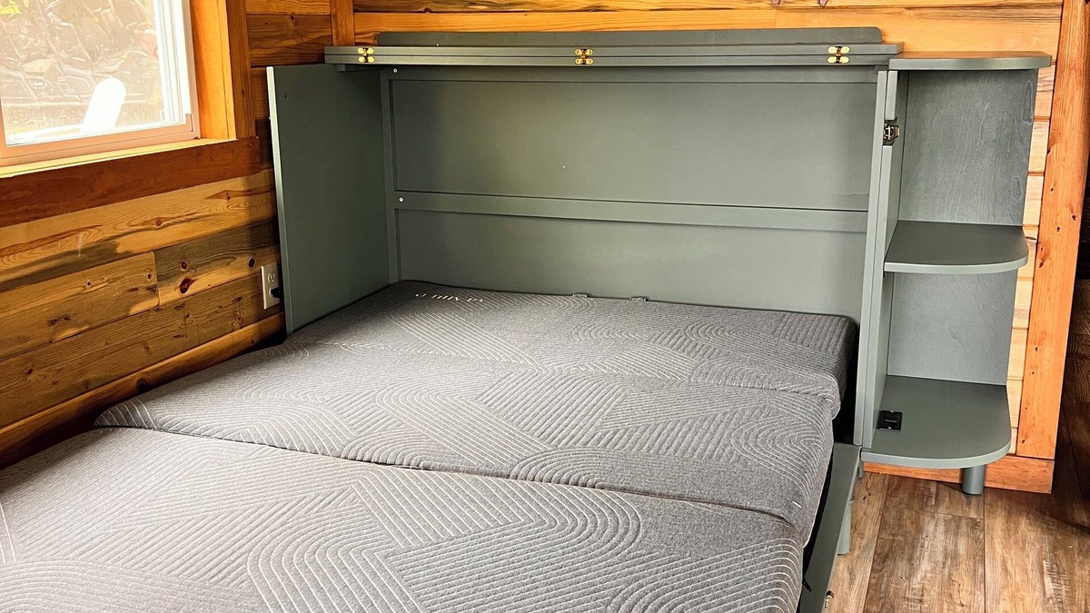 Fayetteville Cabin | Sunset Hillside Cabin on Horse Farm -Pet Friendly E