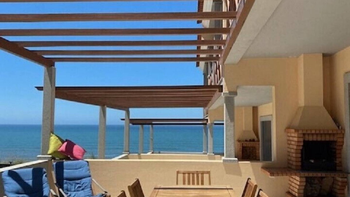 Pedra do Ouro Apartment | SUNSET HOUSE WITH SEAVIEW & TERRACE by VACATIONY