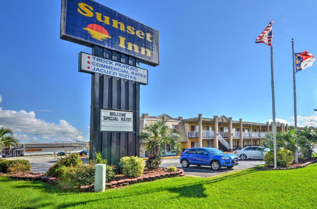 Jacksonville Hotel | Sunset Inn