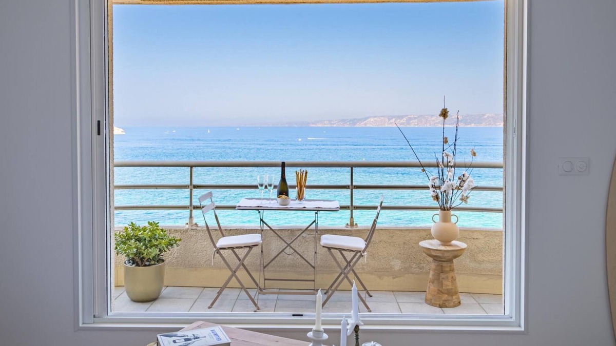 Endoume Apartment | 'Sunset' Loft – breathtaking view in Marseille