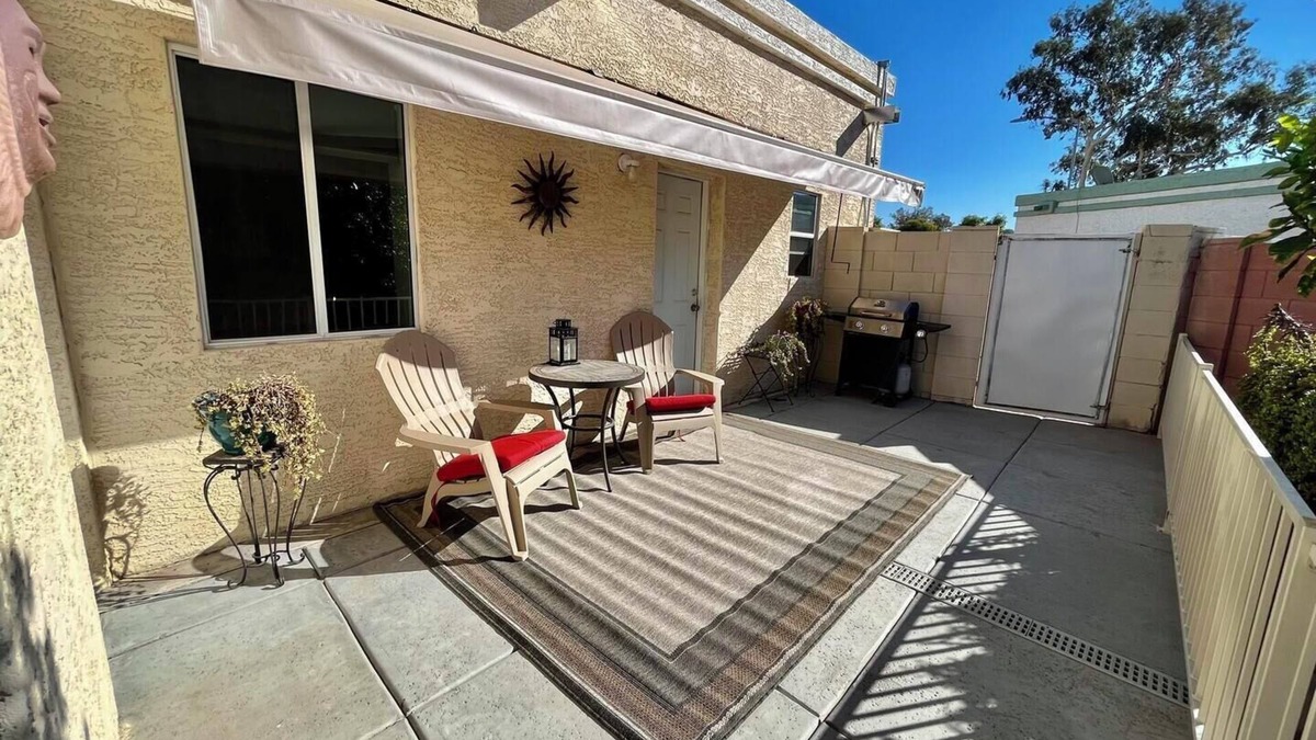Deer Valley House | Sunset Serenity: A Cozy 1-Bedroom Guest Suite Retreat in Beautiful North Phoenix