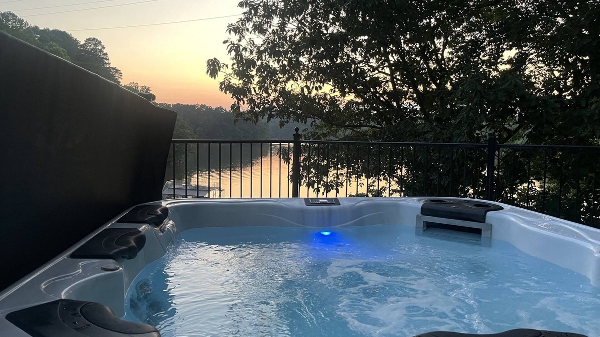 Lula House | Sunset Summit - Amazing Lake Lanier Views & Amenities