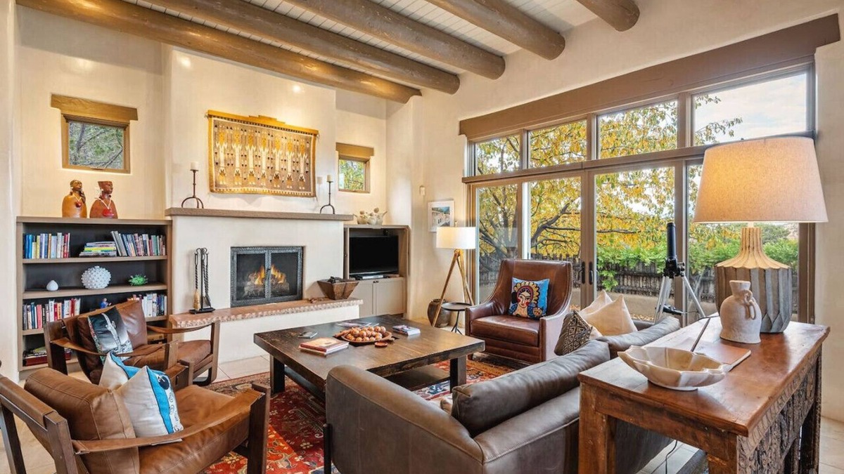 Tesuque House | Sunset View Villa at Bishop`s Lodge