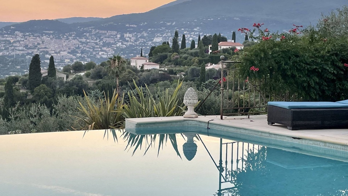 Le Plan-de-Grasse Villa | Sunset villa-views to sea and mountains