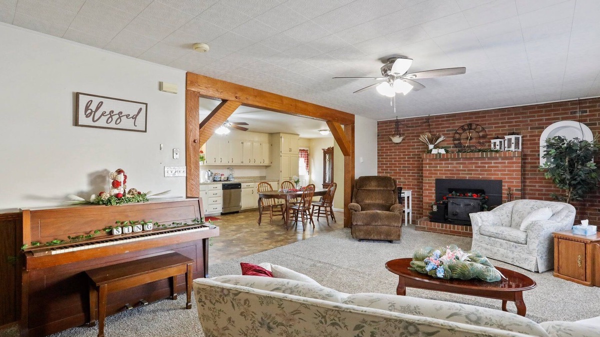 Chambersburg House | Sunsets With a Country View