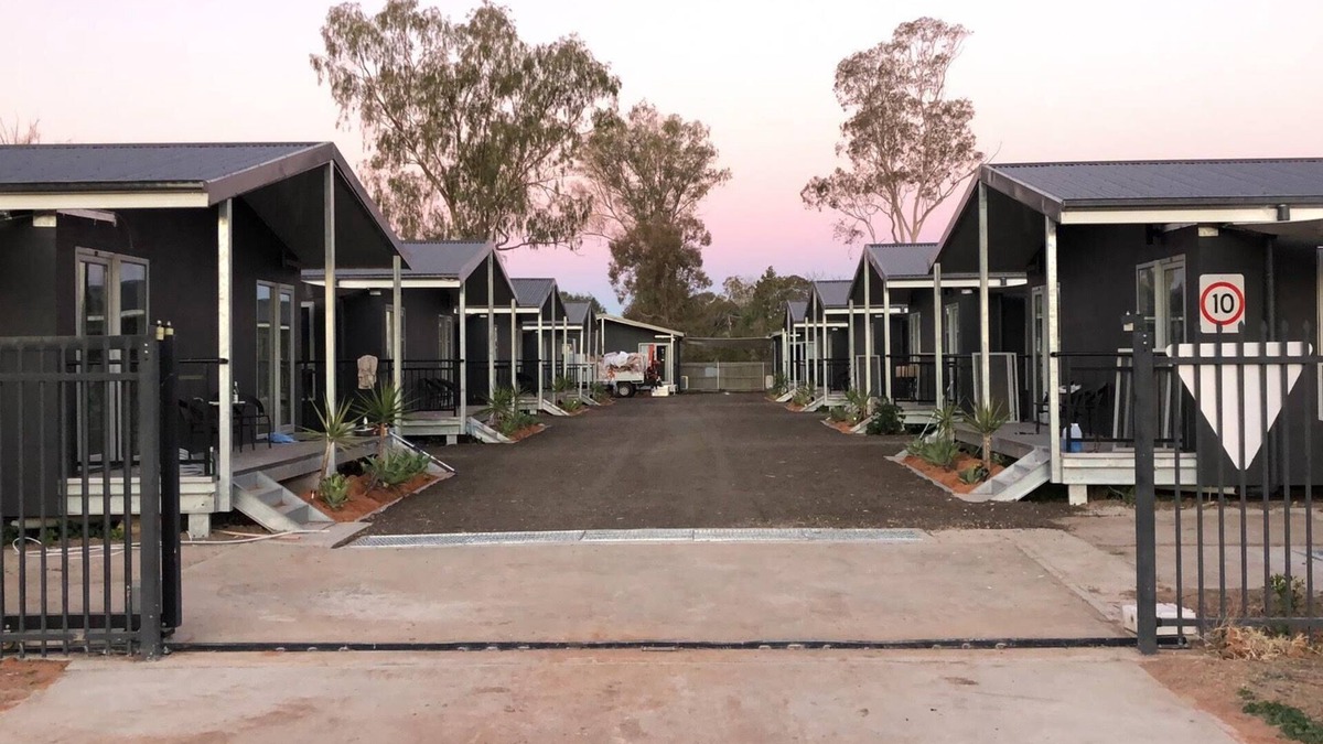 Bourke Hotel | Sunshine Gardens Bourke Resort