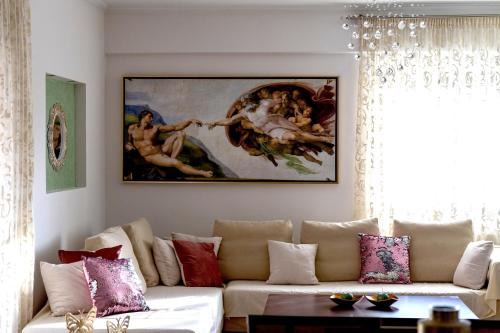 Karditsa Apartment | Sunshine Retreat Apartment