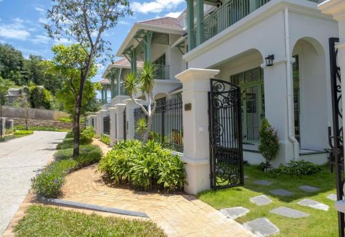 An Thoi Apartment | Suntropical-Happycity Phú Quốc