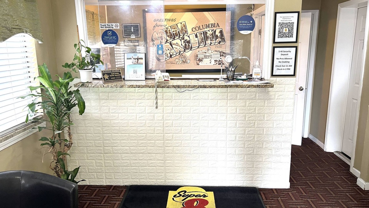 Forest Acres Hotel | Super 8 by Wyndham Columbia SC/Ft. Jackson