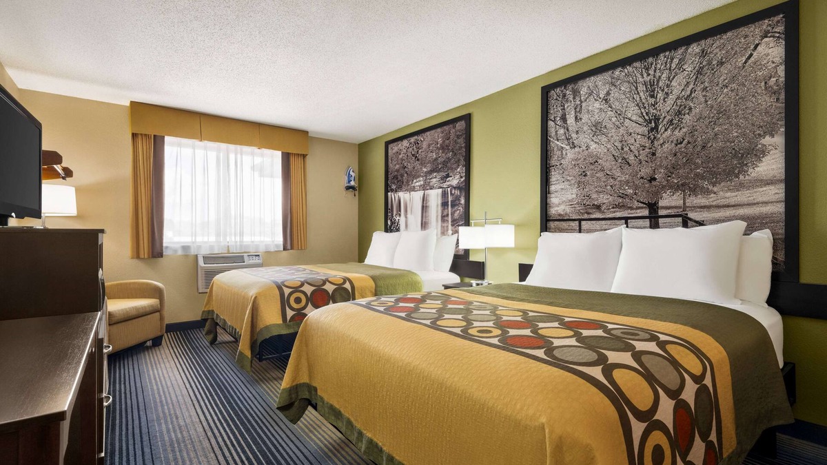 Maysville Hotel | Super 8 by Wyndham Maysville KY