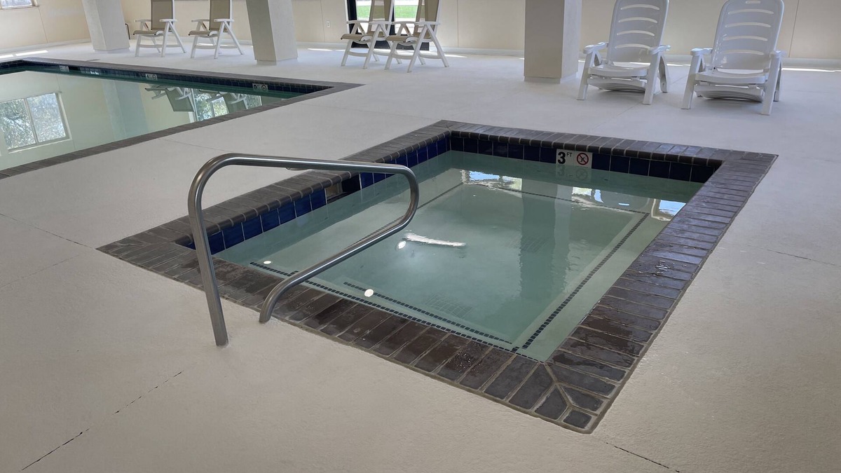 Montpelier Hotel | Super 8 by Wyndham Montpelier