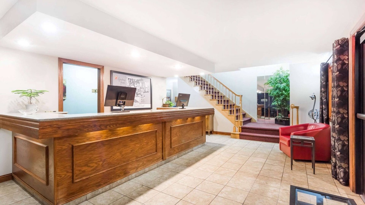 Platteville Hotel | Super 8 by Wyndham Platteville