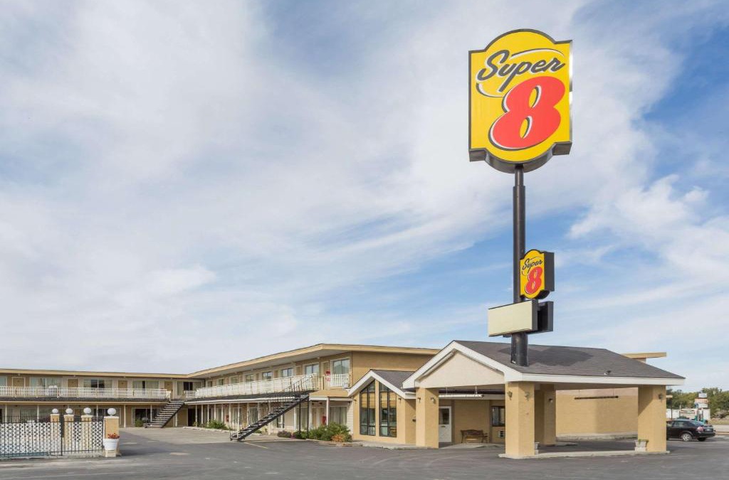 Wells Hotel | Super 8 by Wyndham Wells