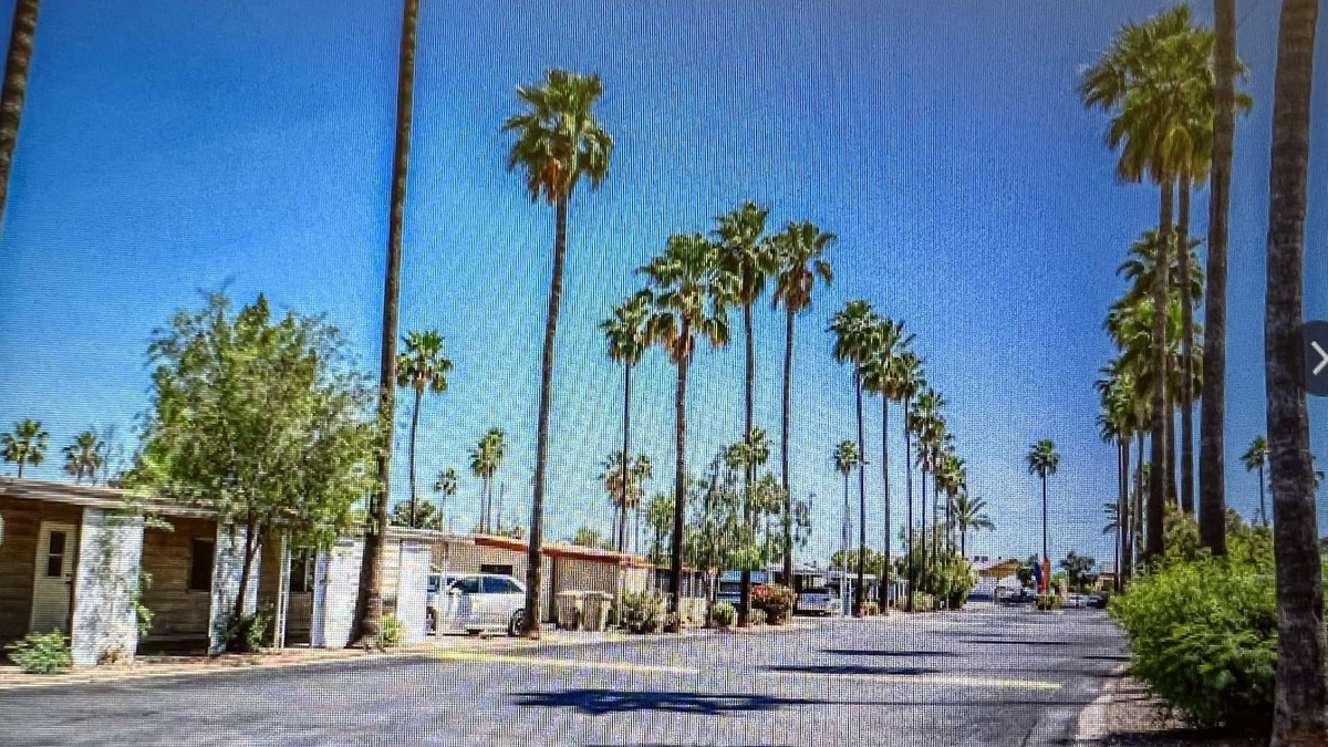 Glendale House | Super bowl rental only 2.6 mile away from the Stadium