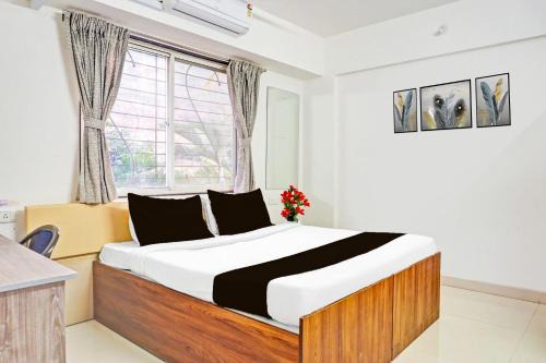 Aundh Hotel | Super Collection O Baner formerly Seven Hills