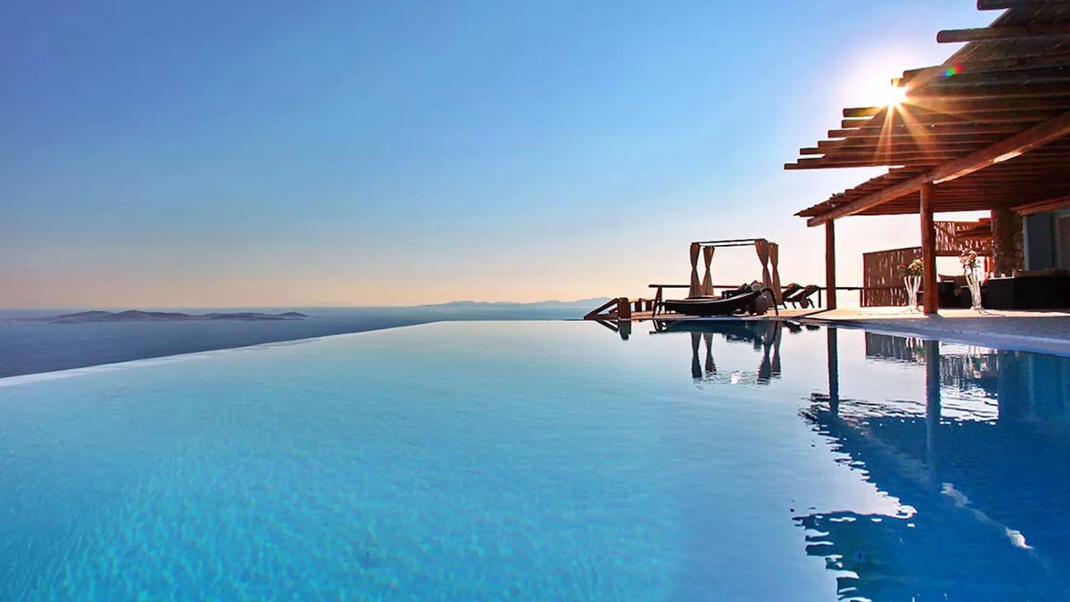 Mykonos Town Villa | Super Deluxe Mykonos Villa | Villa Celestial Vista | 11 Bedrooms | 2 Private.
