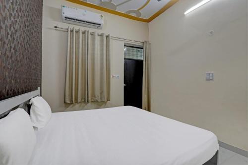 Naini Hotel | Super Hotel O Diamond