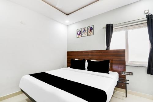 Miyapur Hotel | Super HOTEL O TOP INN