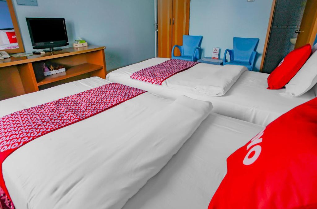 Pangkalpinang Hotel | Super OYO 90072 Apri Inn Syariah