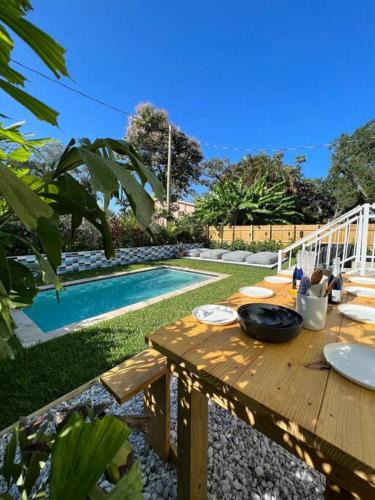 Edgewood Villa | Super stylish 4 BR Home Steps from the Fun