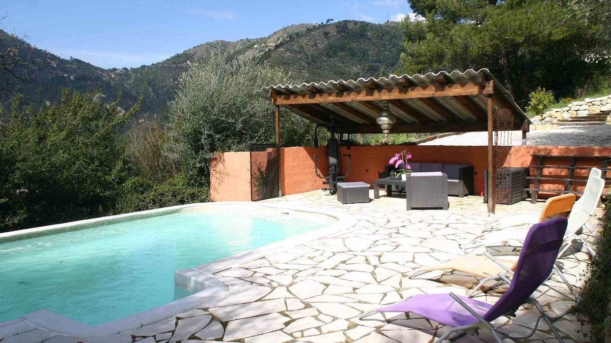 Drap Villa | Superb 180m2 villa 15min from the Promenade des Anglais on 1800m2 of garden