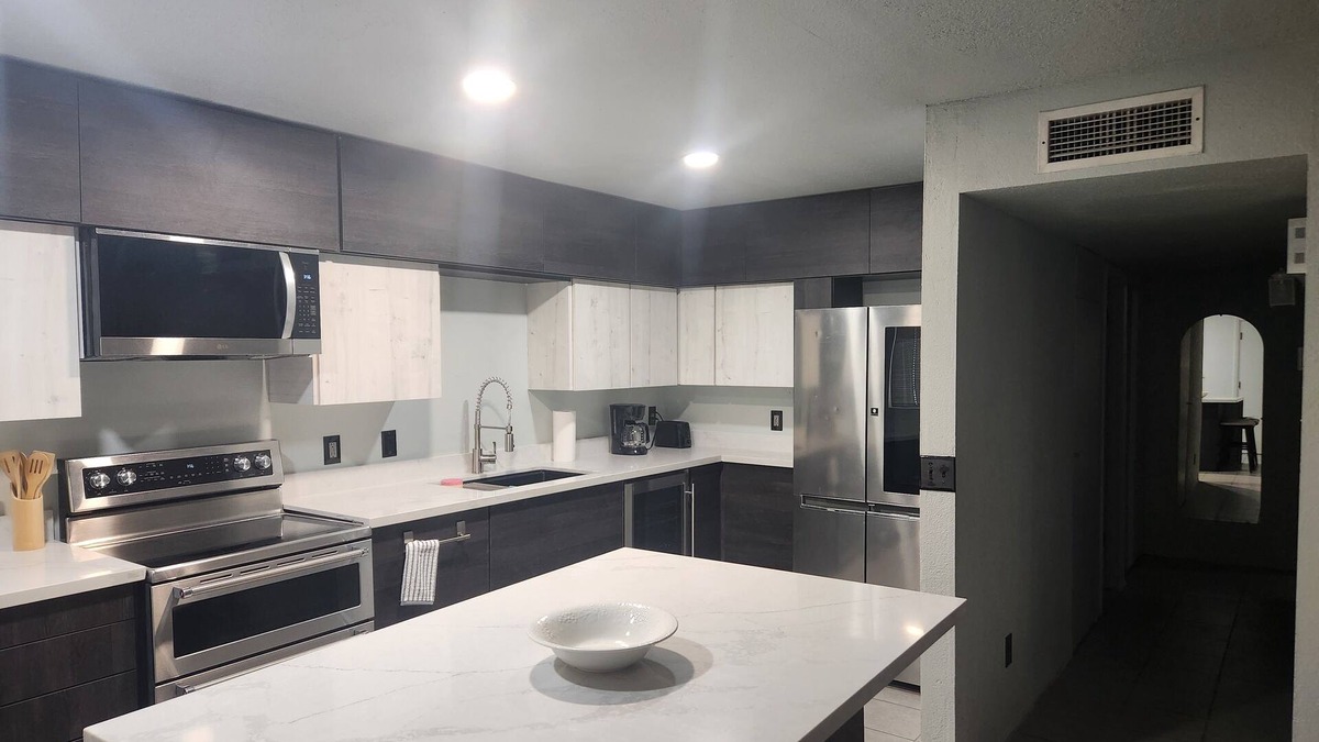 Yuma Condo | Superb 2-bedroom condo with AC in sunny Yuma
