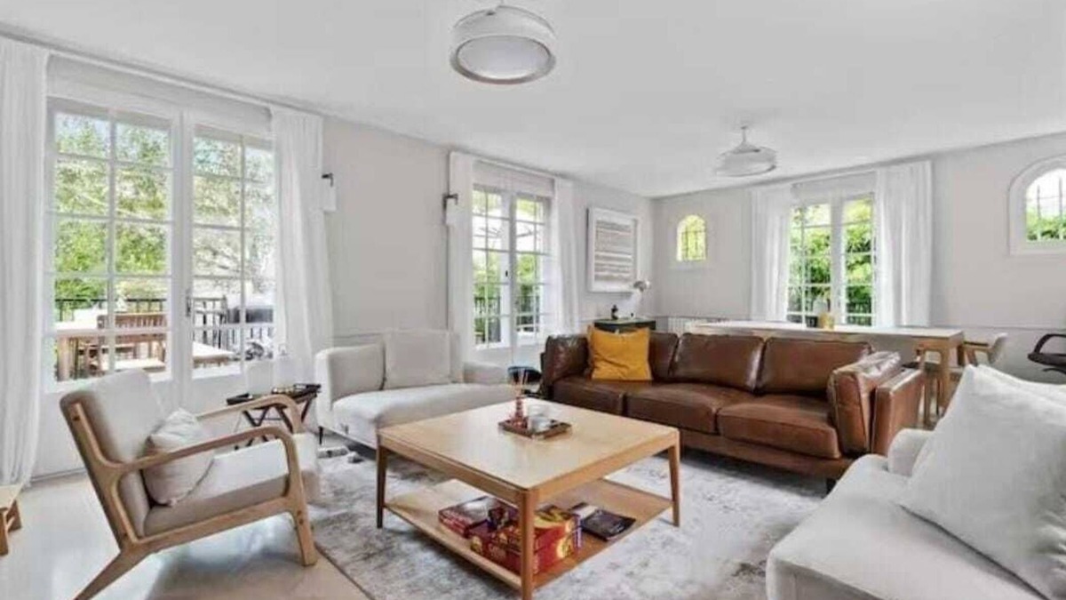 Le Mesnil-le-Roi House | Superb 3-bedroom house in Le Mesnil-le-Roi – Quick Access to Paris