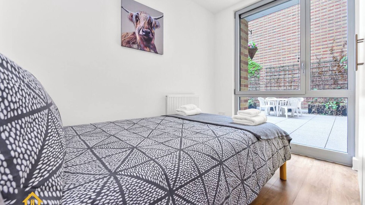 Bromley South Apartment | Superb 3bed 3bath Penthouse near Canary Wharf