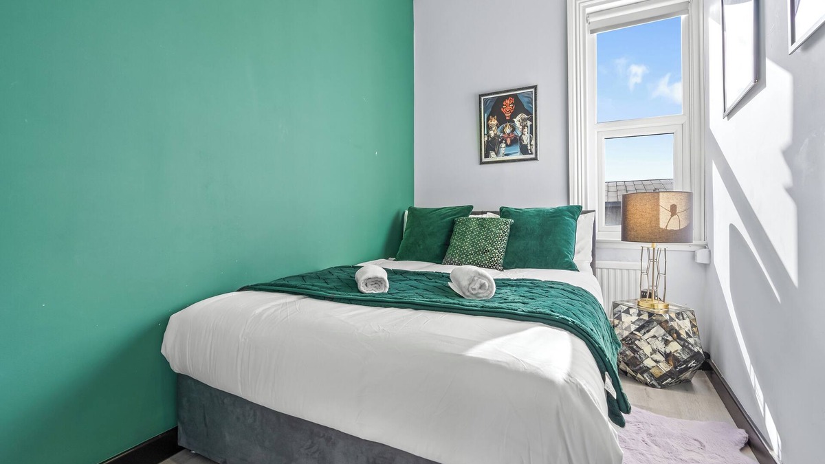 Munster House | Superb 3bed Fulham Palace Retreat