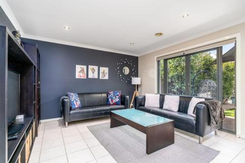 Gungahlin House | Superb 3BR Townhouse near Town Centre - Hosted by Canstay