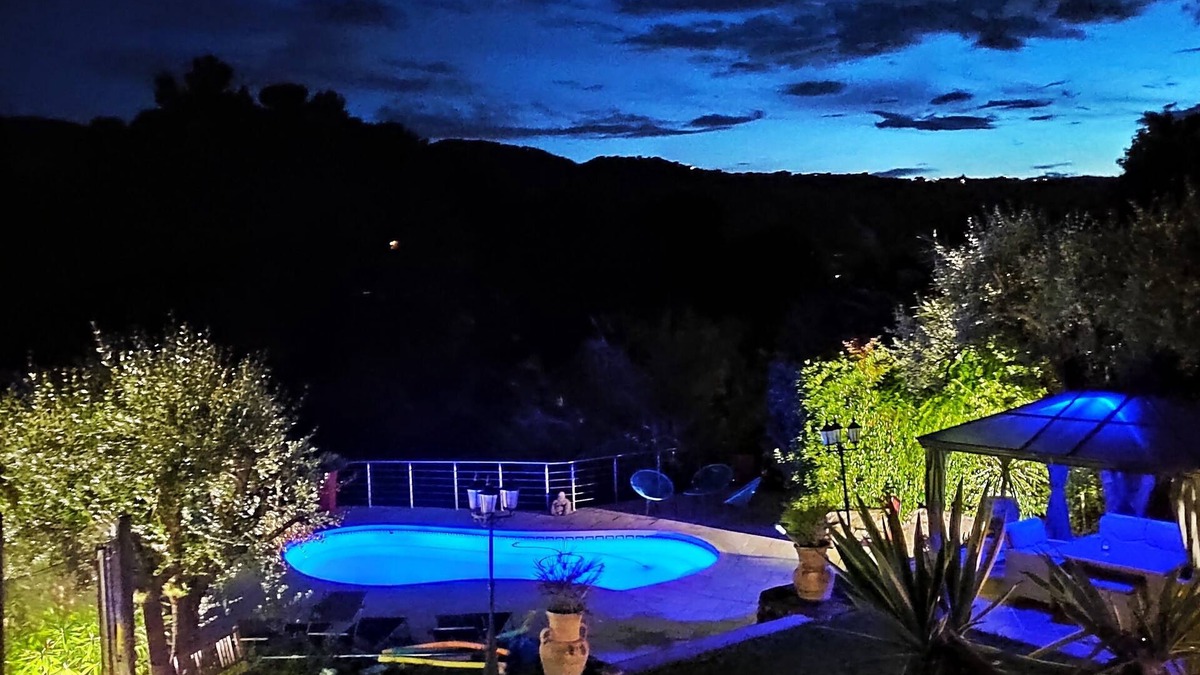 La Roquette-sur-Siagne Apartment | Superb Apt 3p garden level villa with pool