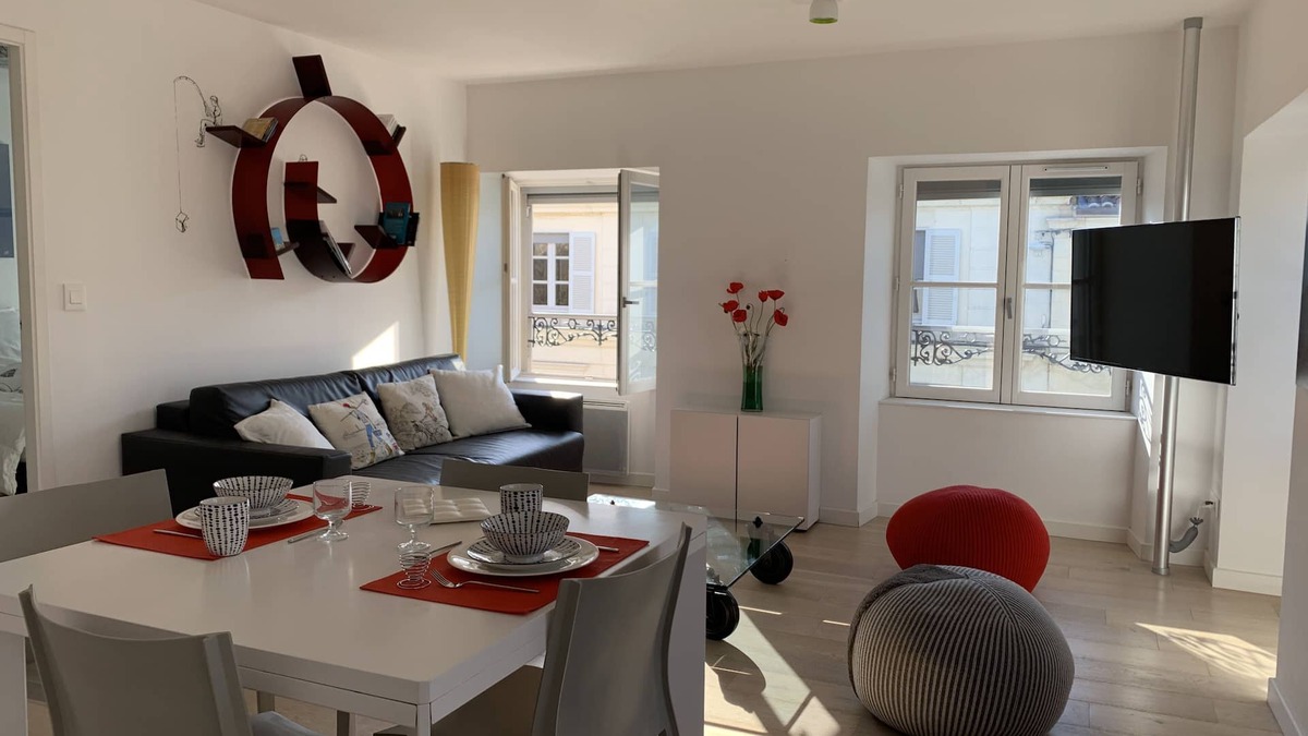 La Rochelle City Centre Apartment | Superb apartment, design, cozy, ideal location