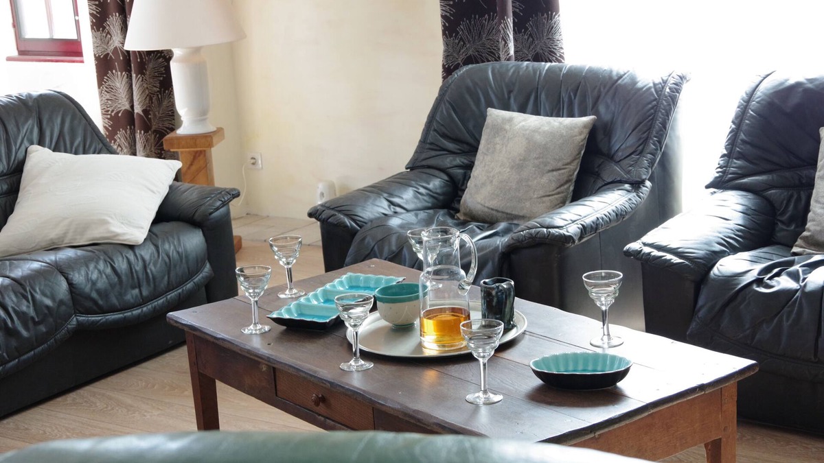 Moulins Engilbert House | Superb character house in village center. Charming 3-star gîte.