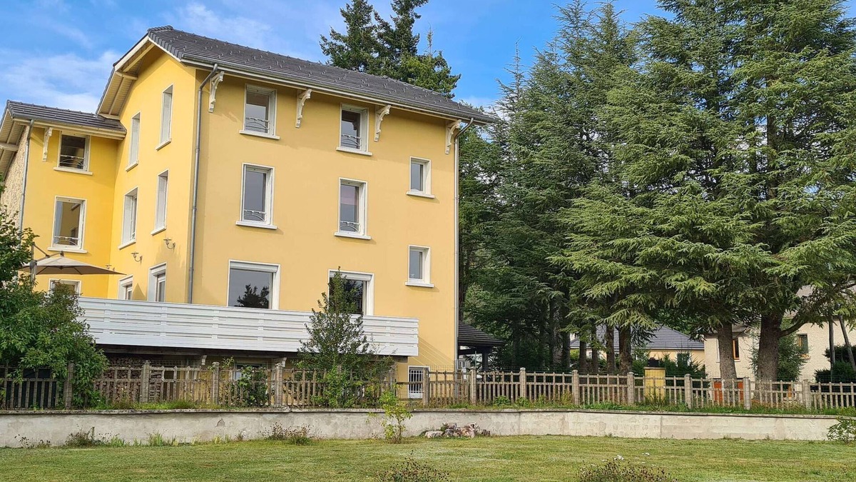 Le Chambon-sur-Lignon House | Superb country house in the mountains
