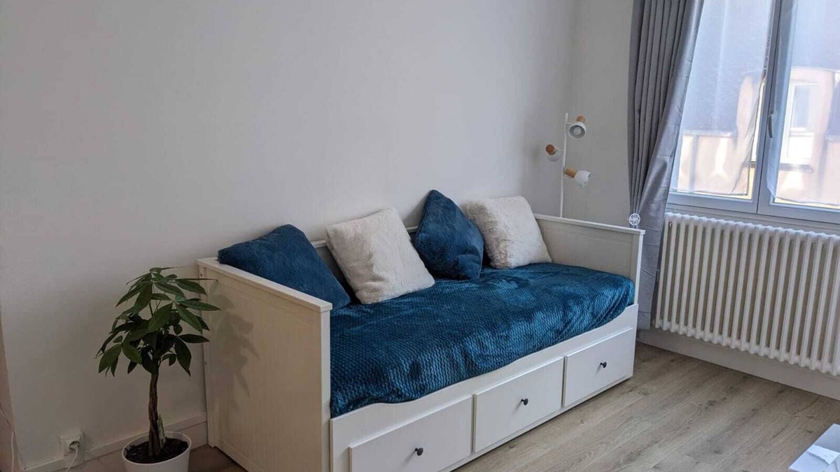 Cherbourg-en-Cotentin Apartment | Superb F1 apartment refurbished in January 2025.