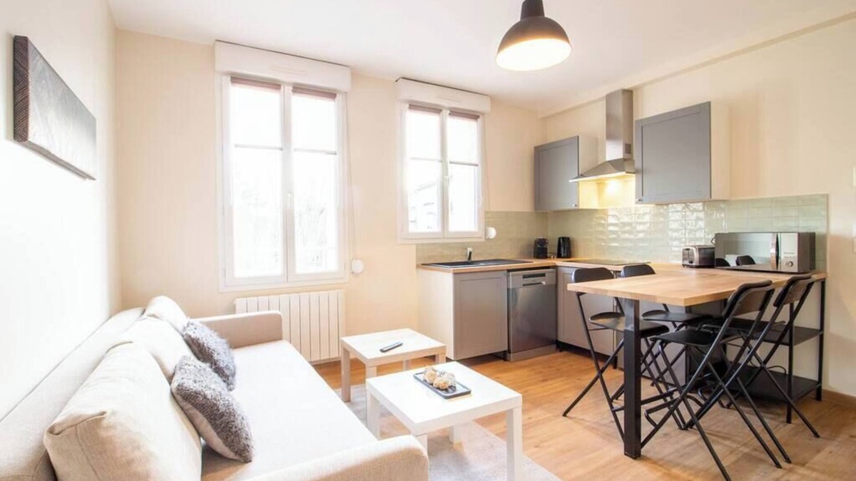 Vernon Apartment | Superb F2 Vernon-Giverny for cycling & relaxation - appt 9