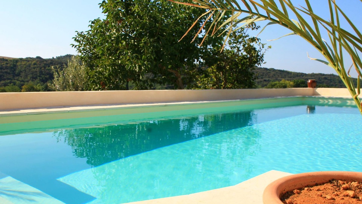 Valensole Villa | Superb ground floor villa with heated pool in Valensole, Provence