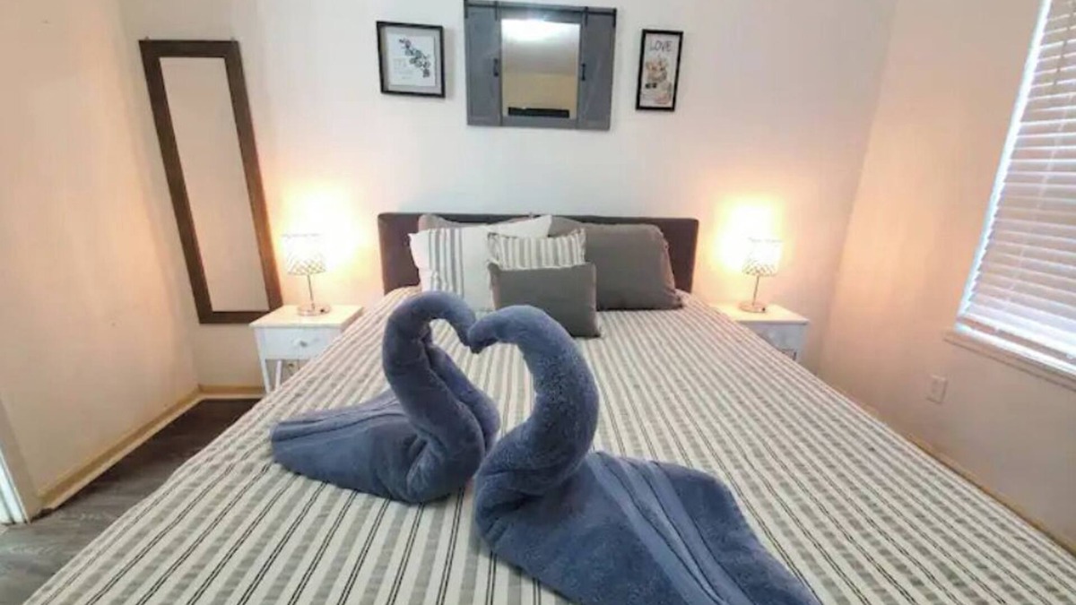 Anderson Apartment | Superb location. Close to all main activities.