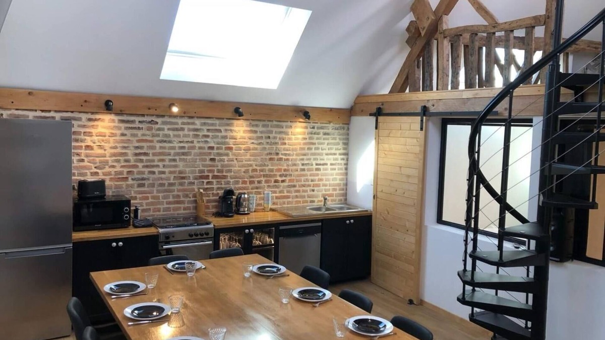 Talmas Cottage | Superb Loft in a stable 5 people, 15 min Amiens