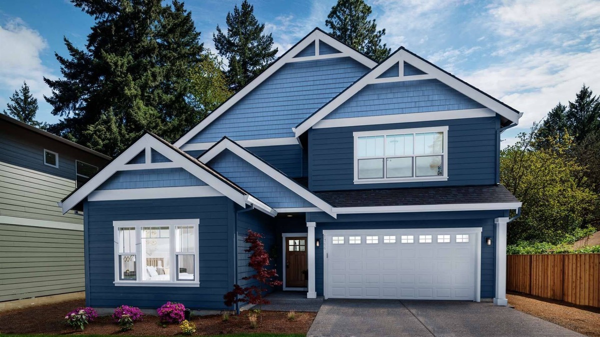 Aloha House | Superb New Construction, Pet Friendly, Hot Tub, Ping Pong, Near TopGolf, Under 15 Miles to Portland