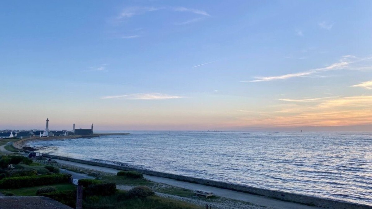 Penmarch Apartment | Superb penthouse with sea and lighthouse views