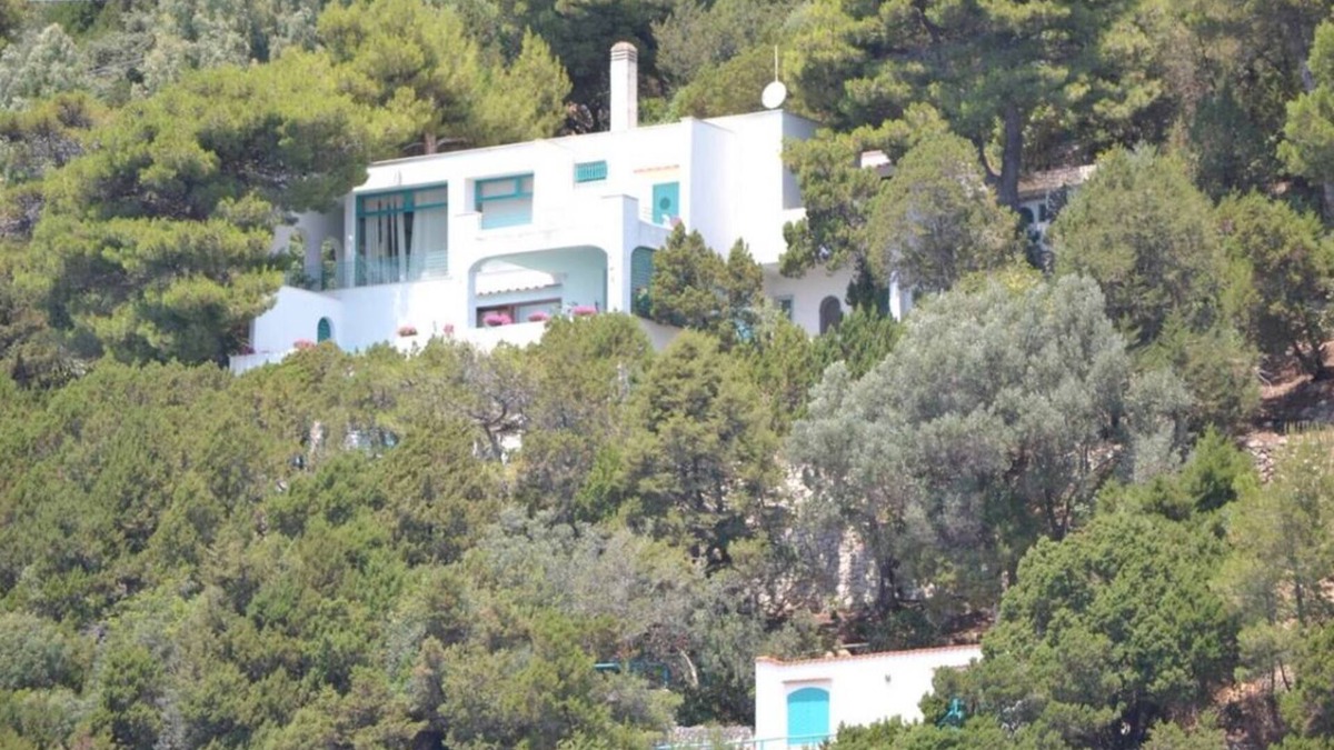 Faro Villa | Superba villa di pregio situata nella parte più bella del sud del Lazio,