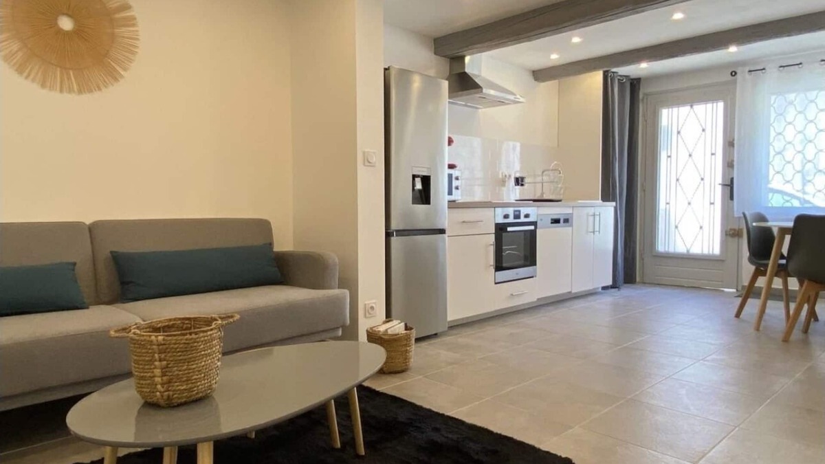 Beaux Arts-Boutonnet Apartment | Superbe Appartement Climatisé Avec Patio
