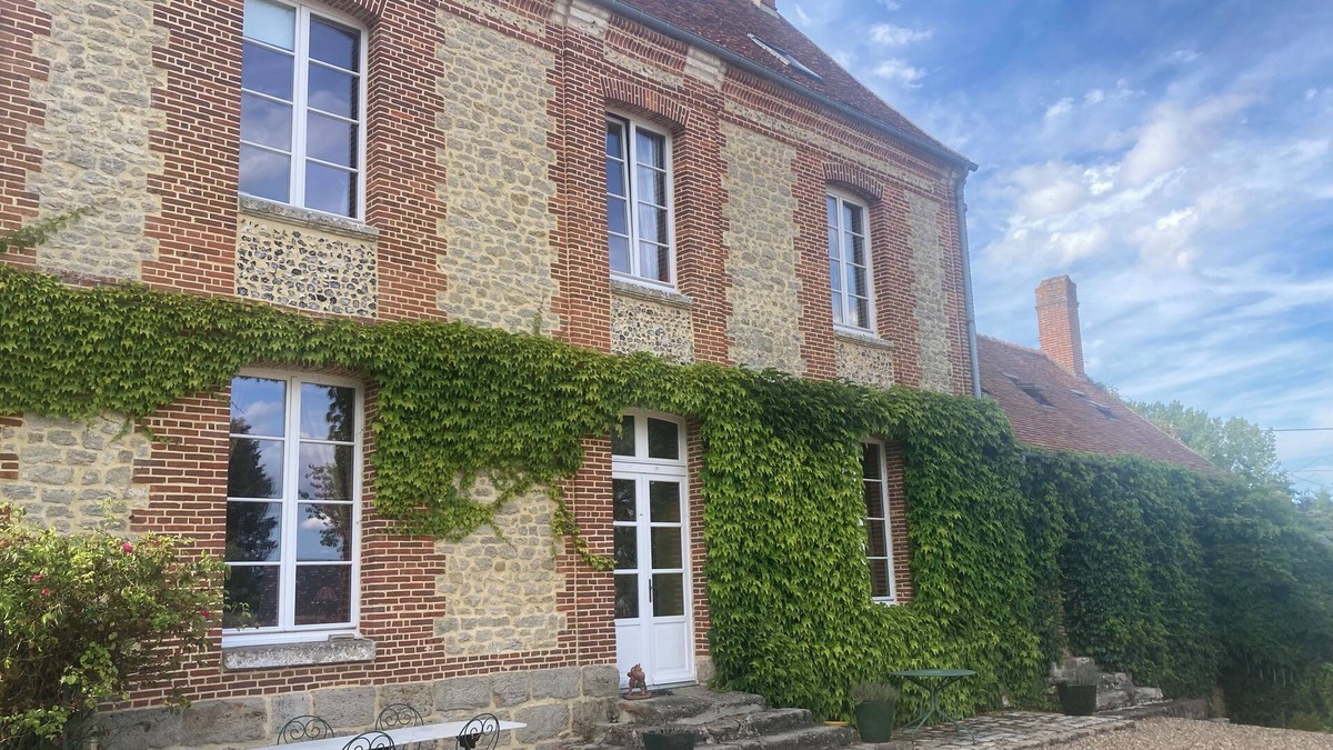 Sully House | Superbe Maison de Campagne Avec Piscine