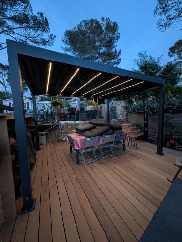 Frejus Ski Chalet | superbe mobil home, climatisé, ss vis a vis, au calme, dans super domaine