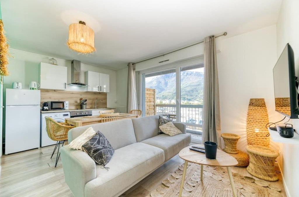Quartier des Eaux-Claires Apartment | Superbe : parking gratuit + fibre wifi + balcon