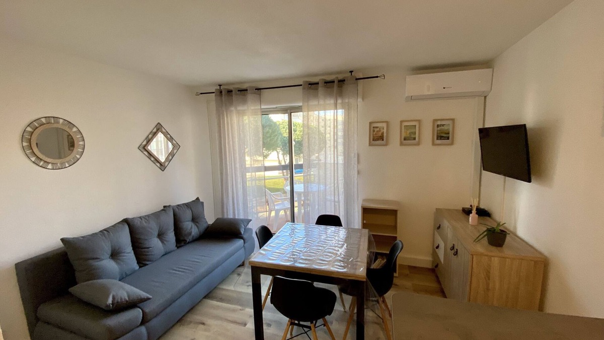 Le Port Apartment | Superbe Studio Cabine en Bord de Marina