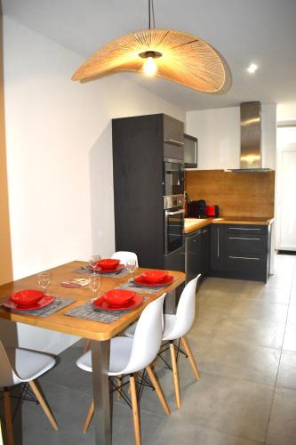 Arthes Apartment | Superbe T2 climatisé avec patio et jardin